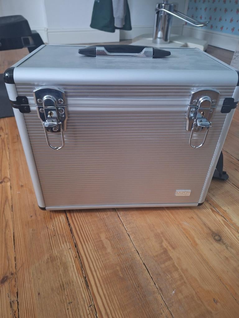 Sibel beautycase. 35 x 29 x 22 cm. Nieuw , nooit gebruikt, Ophalen of Verzenden