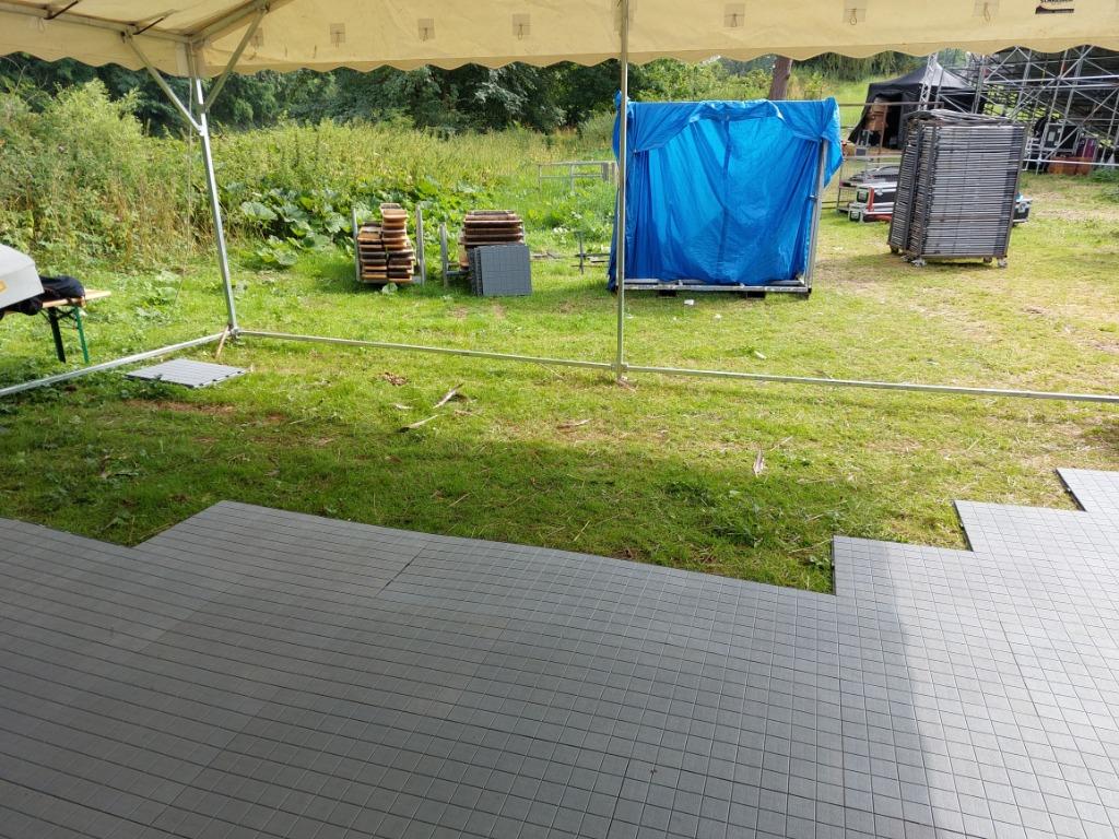 PLANCHER DE TENTE à louer jusqu'à 300m², Enlèvement ou Envoi, Comme neuf