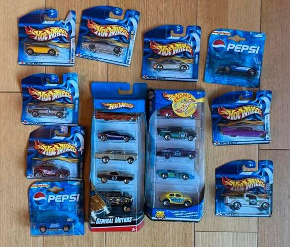 Hot Wheels & Majorette Lot: 2000s, GM 5-Pack, & Rare Pepsi, Hobby & Loisirs créatifs, Voitures miniatures | 1:87, Comme neuf, Majorette