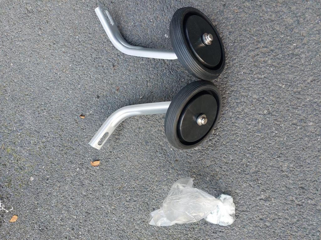 Nieuwe steunwieltjes kinderfiets., Fietsen en Brommers, Fietsen | Kinderfietsjes, Ophalen, Nieuw