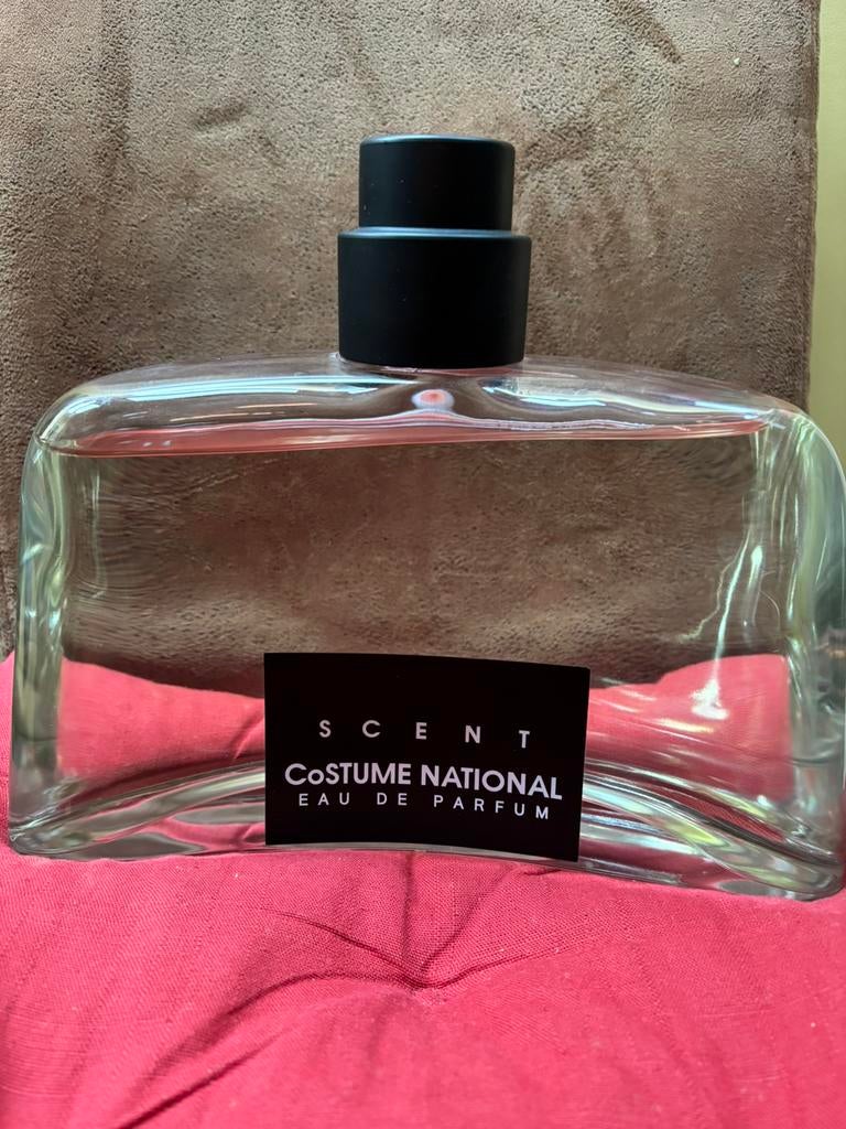 Flacon géant factice Scent Costume National, Collections, Enlèvement, Comme neuf