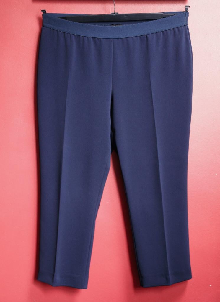 M148. Pantalon bleu foncé pour dame de taille 48., Mayerline, Taille 46/48 (XL) ou plus grande, Enlèvement ou Envoi, Comme neuf