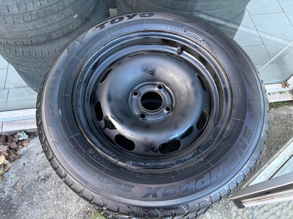 Pneus 195 65 15 H91 HIVER TOYO, 15 pouces, Pneus hiver, Pneu(s), Enlèvement
