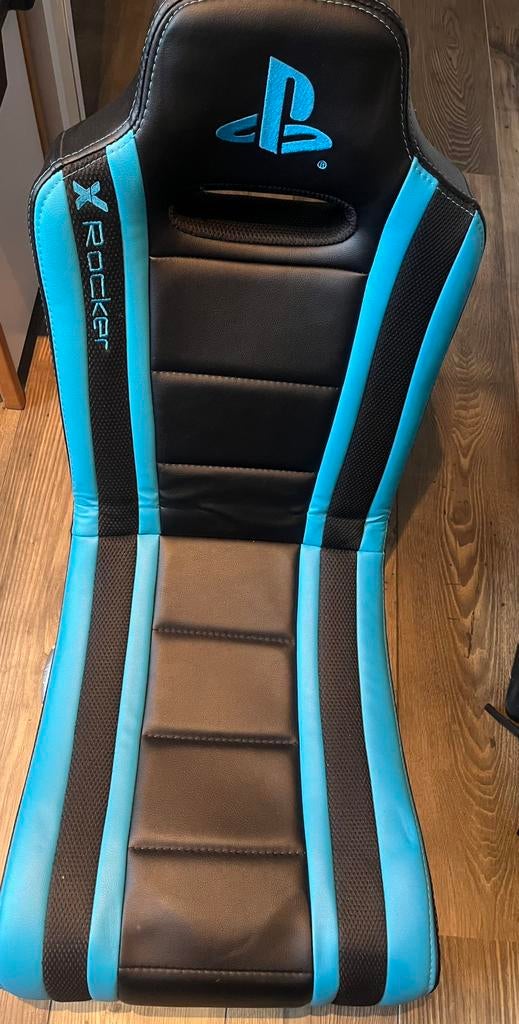 Opplooibare gamestoel met muziekaansluiting, Games en Spelcomputers, Ophalen, Zo goed als nieuw