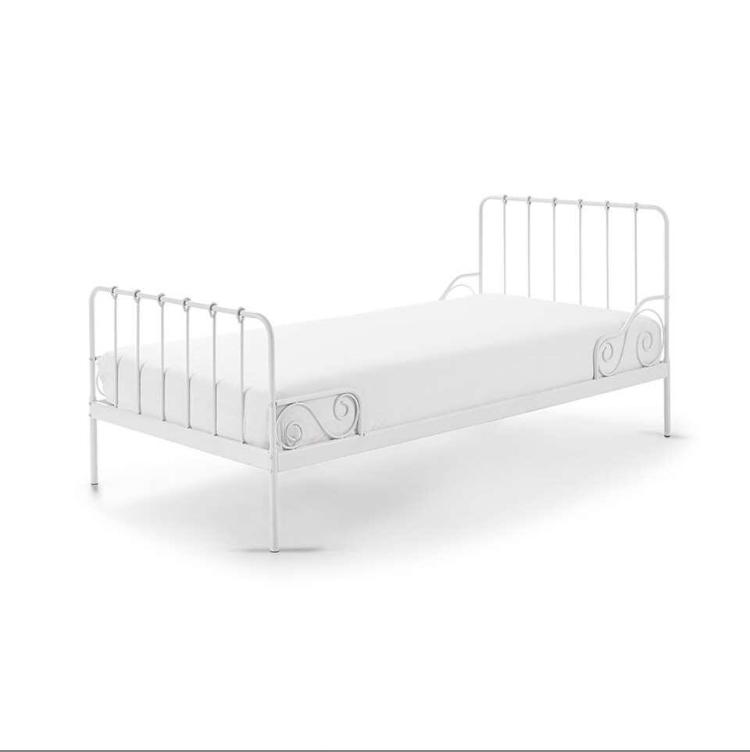Lit de croissance Ikea Minnen 80x200 + sommier et matelas, Enfants & Bébés, Chambre d'enfant | Lits, Enlèvement, Utilisé, Sommier à lattes