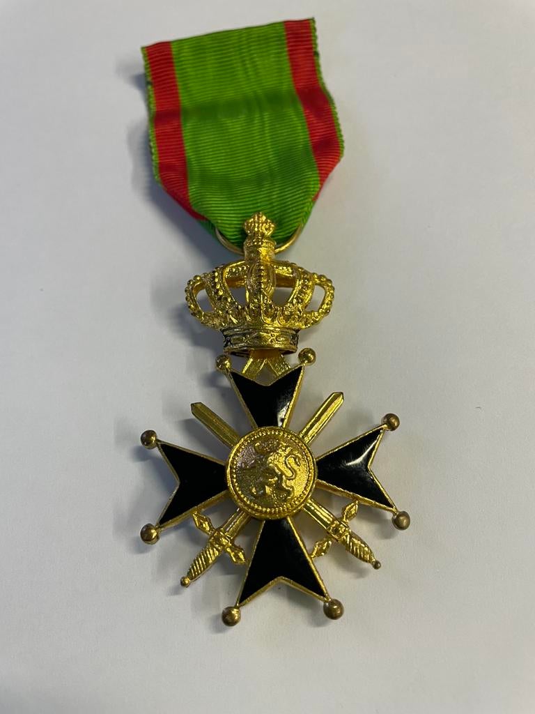 Lot 45 : Médaille, Enlèvement ou Envoi