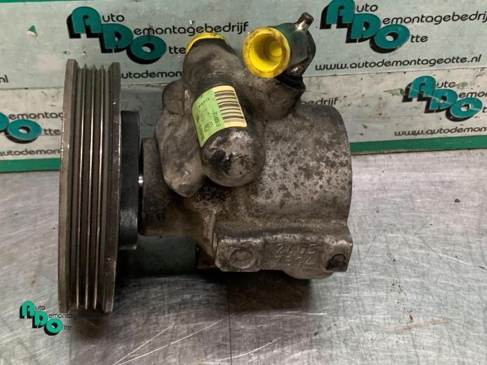Pompe direction assistée d'un Fiat Fiorino (Fiorino 08-), -, 3 mois de garantie, Utilisé, Fiat