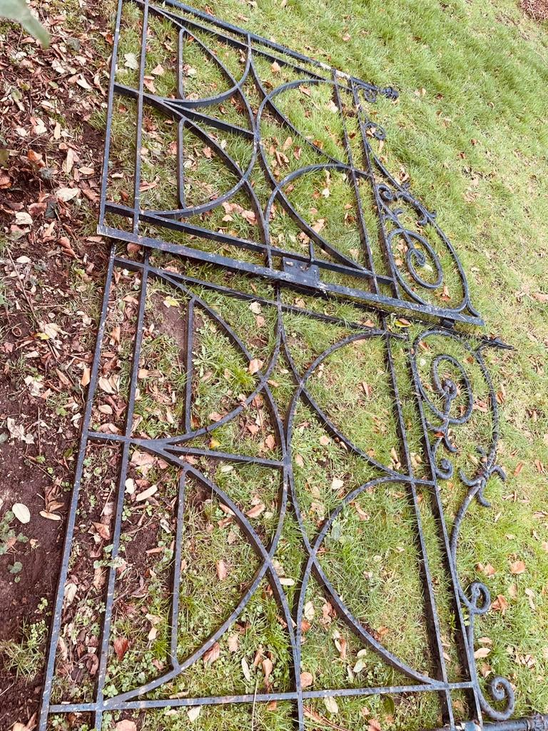 Smeedijzeren hekken 3,60 m breed * 2m hoogste punt, Clôture ornementale, Enlèvement, Avec portail, Utilisé