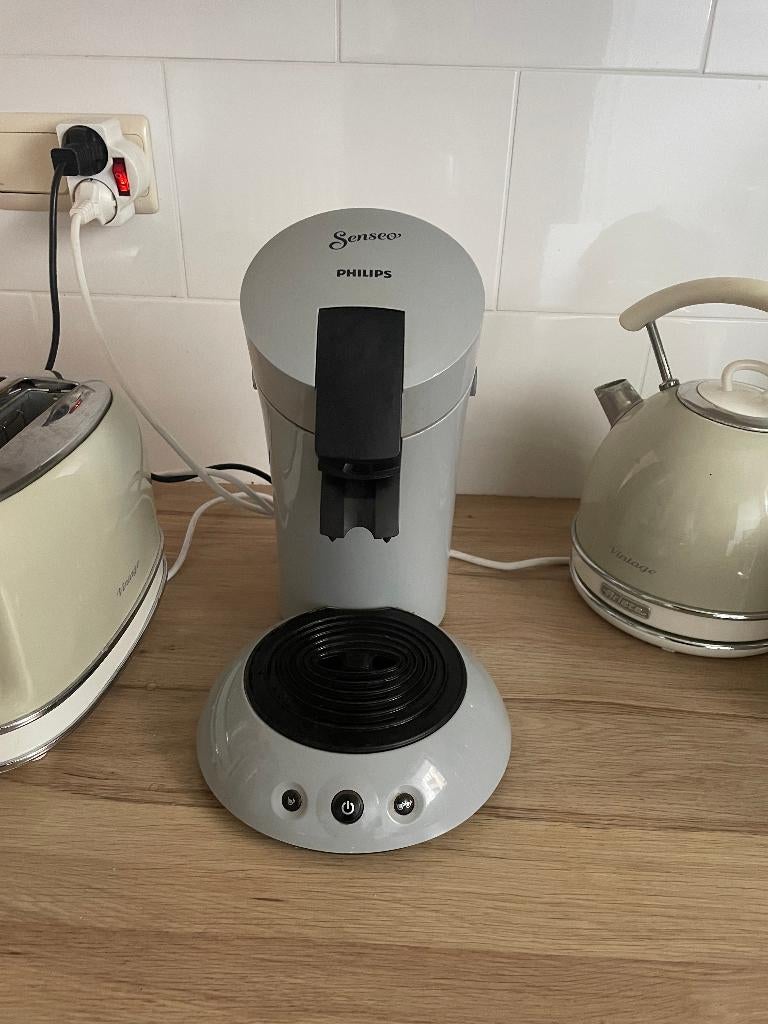 Machine café Senseo, Electroménager, Cafetières, Autres modèles, Réservoir d'eau amovible, Comme neuf, Enlèvement