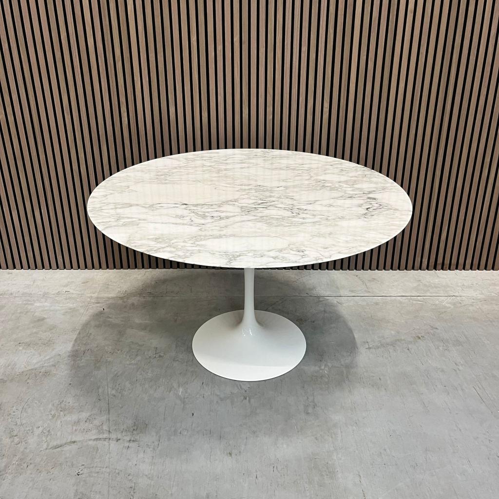 Knoll Saarinen Tulip tafel - Arabescato -  120 cm, Enlèvement ou Envoi