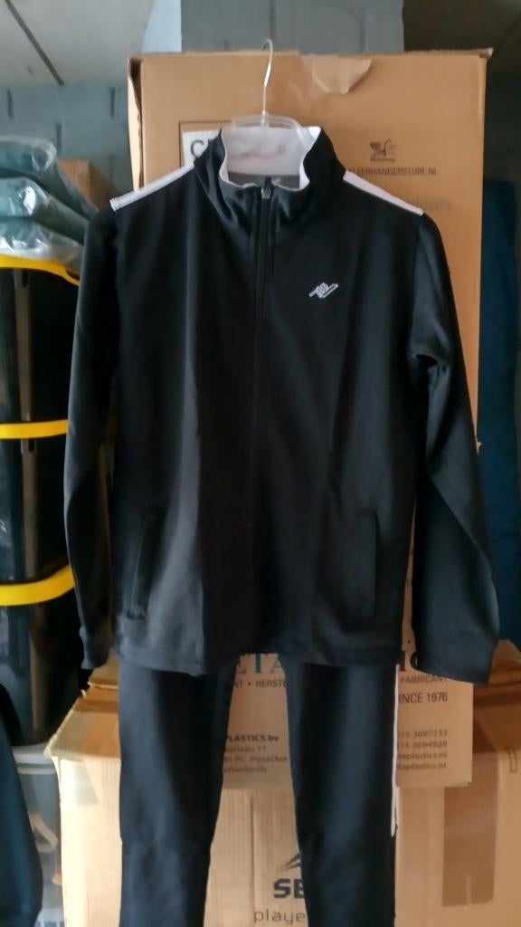 TRAININGEN KIDS, Ophalen, Nieuw