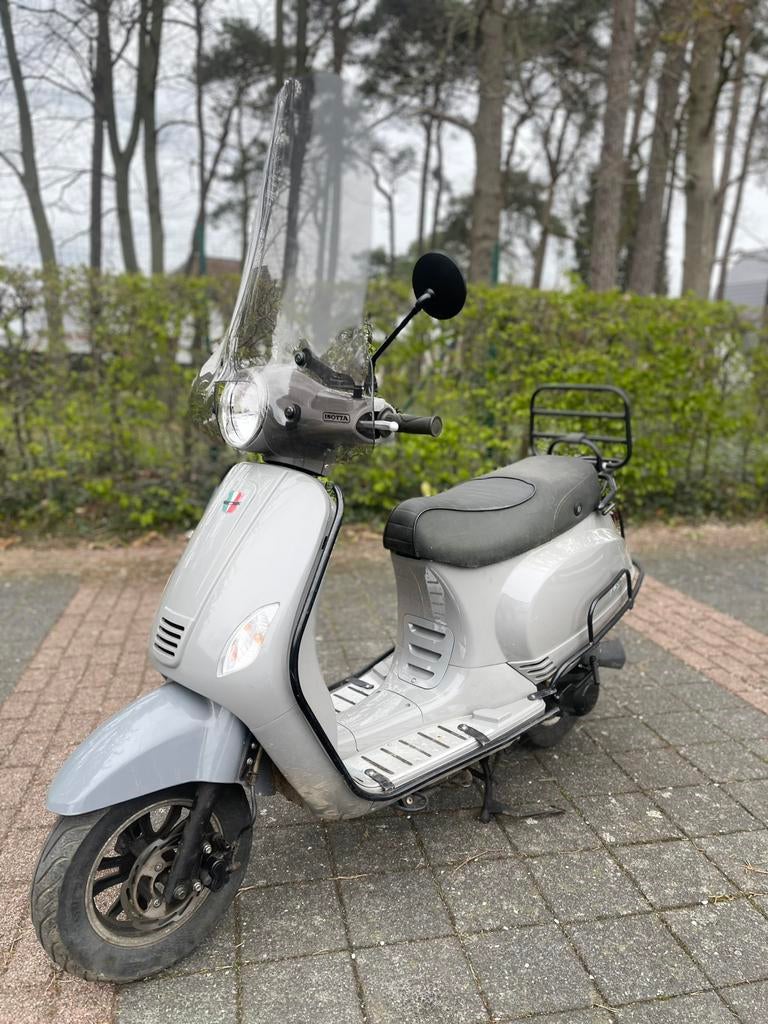 GTS TOSCANA 2018 A KLASSE, Fietsen en Brommers, Snorfietsen en Snorscooters, Zo goed als nieuw, Ophalen