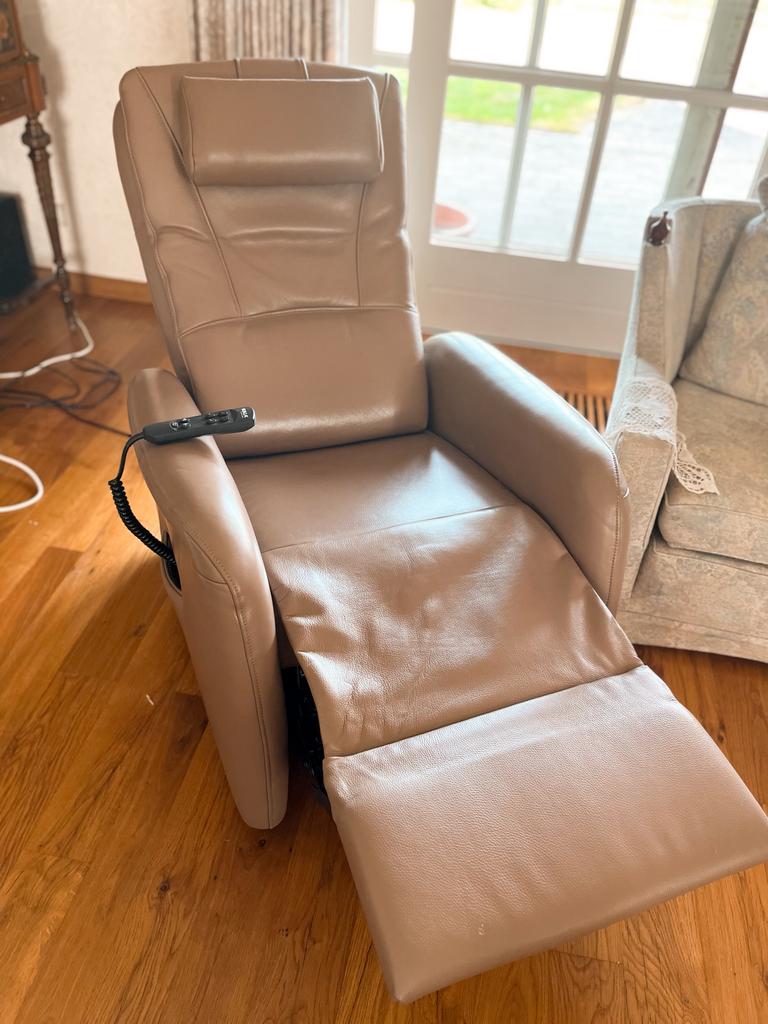 Relaxzetel elektrisch leder Ergedôme - nieuwprijs 2700 Eur, Enlèvement, Utilisé, Cuir