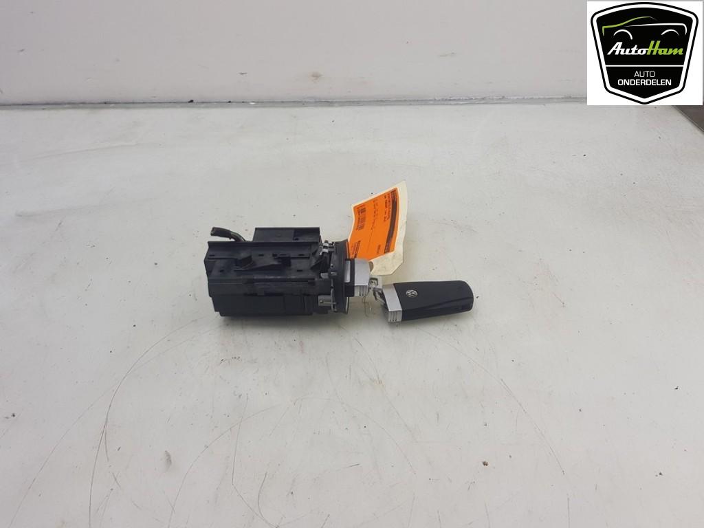 NEIMAN / COMMUTATEUR D ALLUMAGE + CLEF Passat Variant (365), Utilisé, Volkswagen