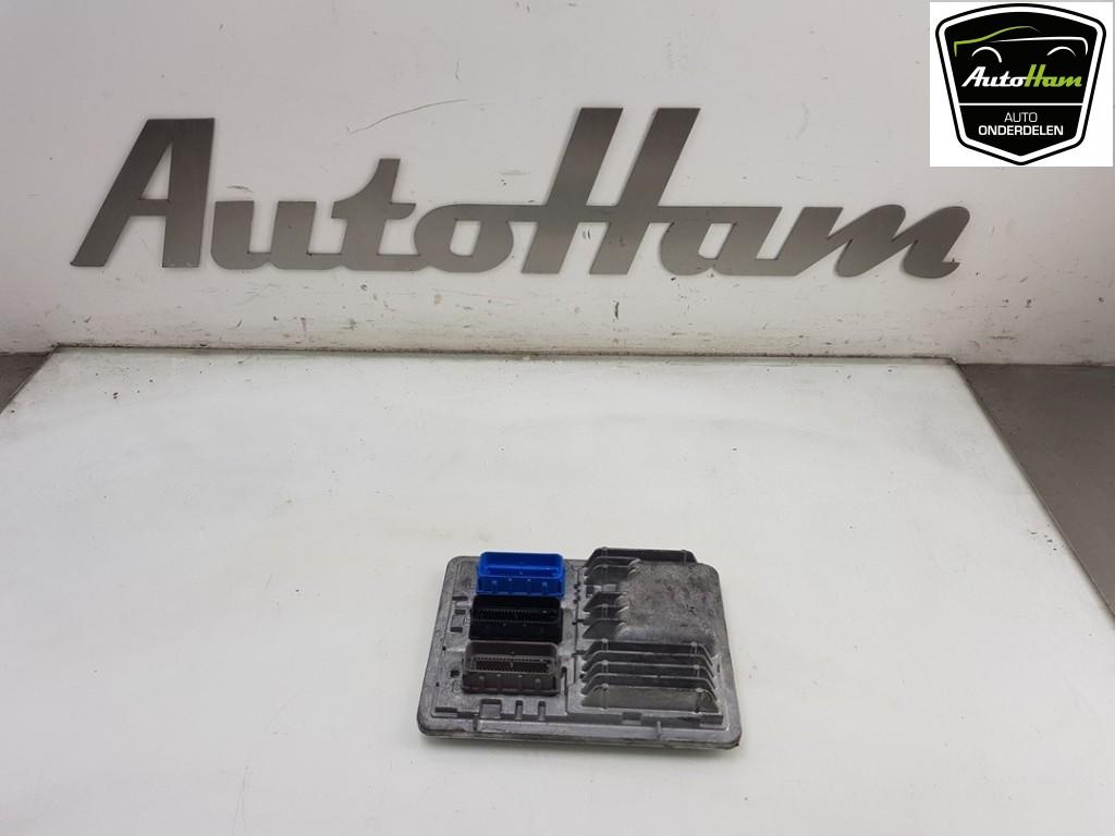 COMPUTER MOTOR Opel Corsa E (01-2014/06-2019), Auto-onderdelen, Elektronica en Kabels, Opel, Gebruikt