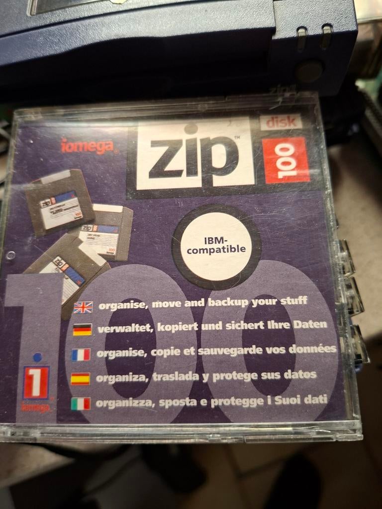 Zipdiskette van 100 MB, Ophalen of Verzenden