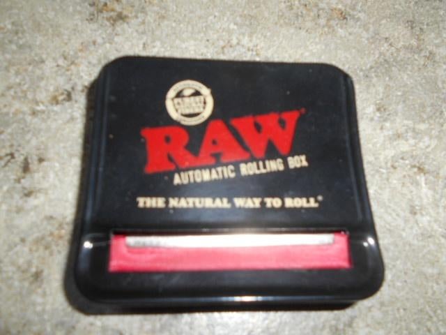 Verschillende tabak rol-dozen / 2 voor 5 €, Ophalen of Verzenden, Zo goed als nieuw