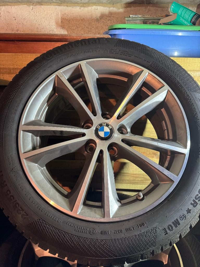 JANTES BMW SÉRIE G30 AVEC PNEUS D'HIVER, Autos : Pièces & Accessoires, Pneus & Jantes, Pneus hiver, Véhicule de tourisme, 17 pouces