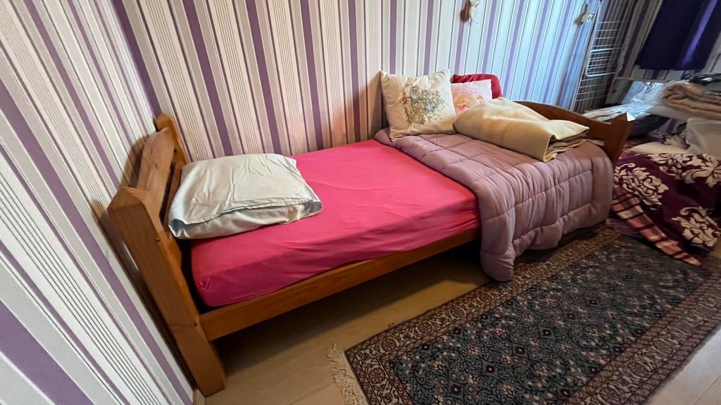 Gratis houten éénpersoonsbed, Ophalen, Eenpersoons, 210 cm, Hout