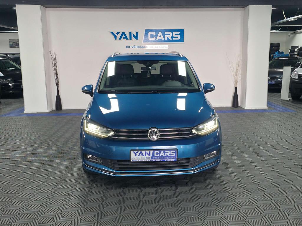 Volkswagen Touran Highline * Automatique * Full Options * GA, Gebruikt, Euro 6, 4 cilinders, USB
