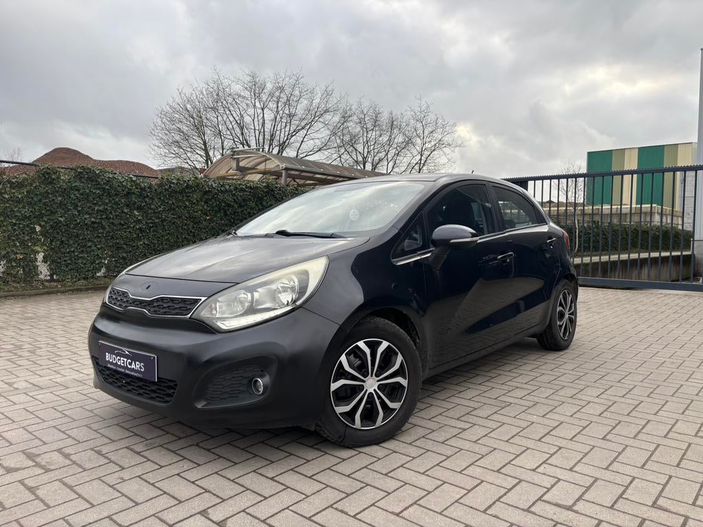 Kia Rio New/Economic-Dynamics/1.4Crdi/2013/Euro5b/2.999€., Autos, Kia, Euro 5, Achat, Entreprise, Boîte manuelle