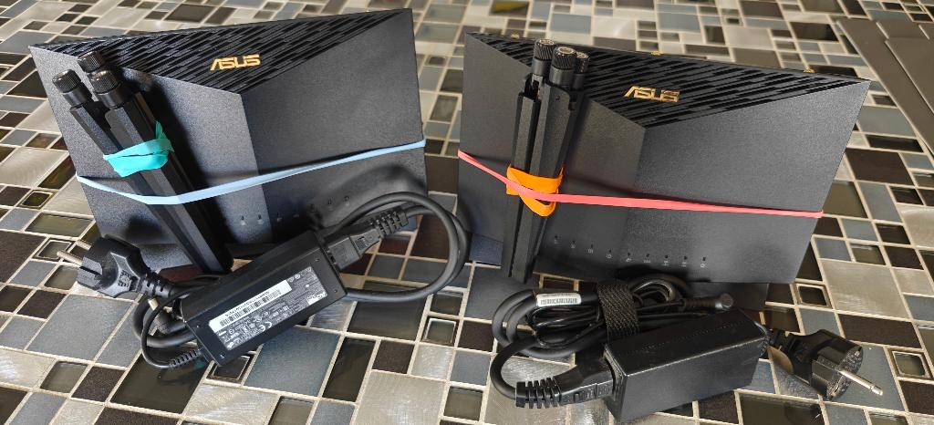 Asus RT-AX86s Mesh Router, Ophalen of Verzenden, Zo goed als nieuw, Router, ASUS