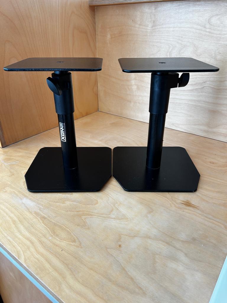 Innox IVA MON-02 studiomonitor statief, Musique & Instruments, Pieds, Enlèvement, Utilisé, Pied pour instrument, Haut-parleur