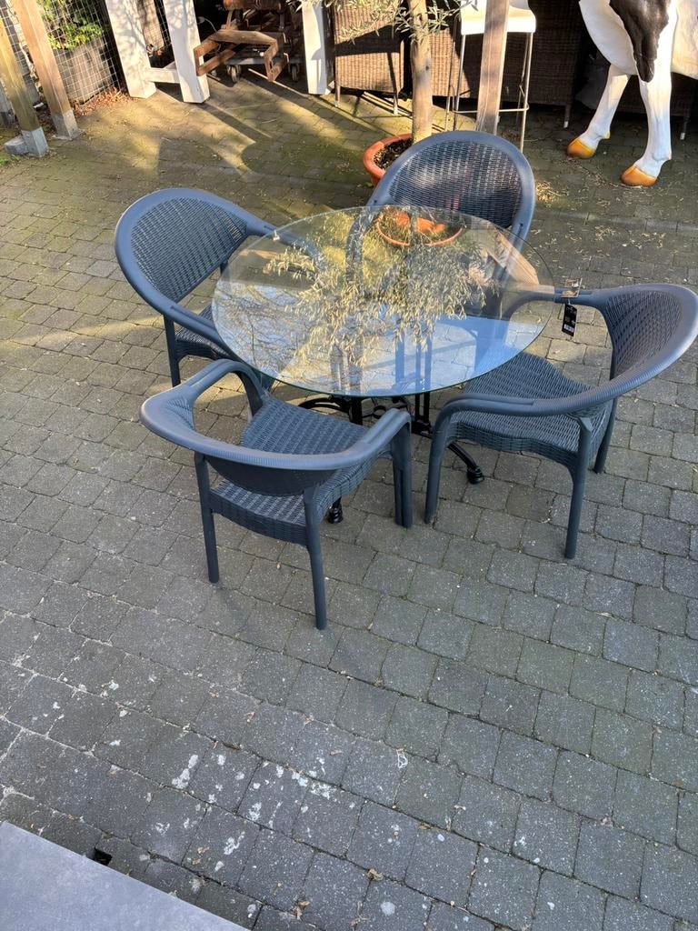 Table et  chaises pour intérieur ou extérieur, Cinq personnes ou plus, Rond, 50 à 100 cm, Comme neuf