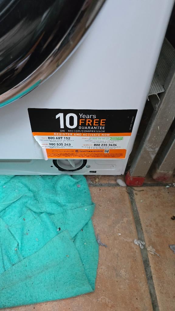 Machine a laver, Ophalen, 1200 tot 1600 toeren, 8 tot 10 kg, Zo goed als nieuw