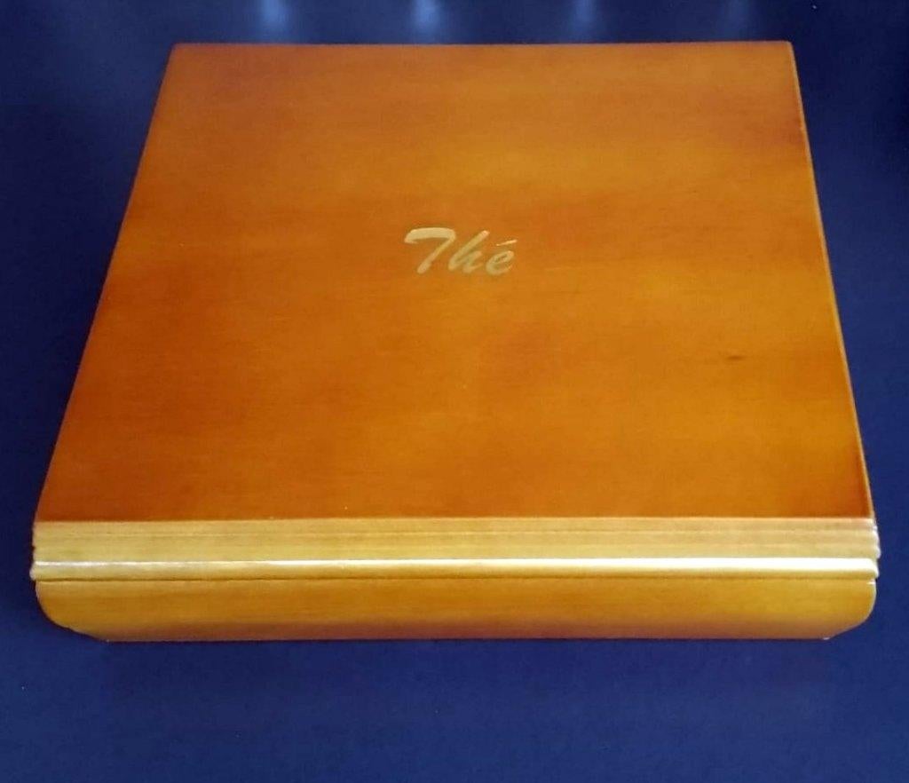 Boite à thé en bois mouluré à 9 compartiments, Maison & Meubles, Enlèvement ou Envoi, Neuf, Autres essences de bois