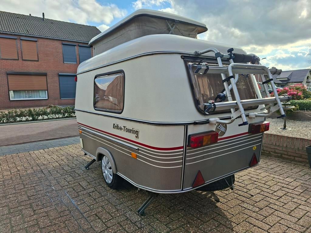 Eriba Puck ( 600 kg ) met piramide tent, Jusqu'à 4 m, Particulier, Roue de secours, 500 - 750 kg