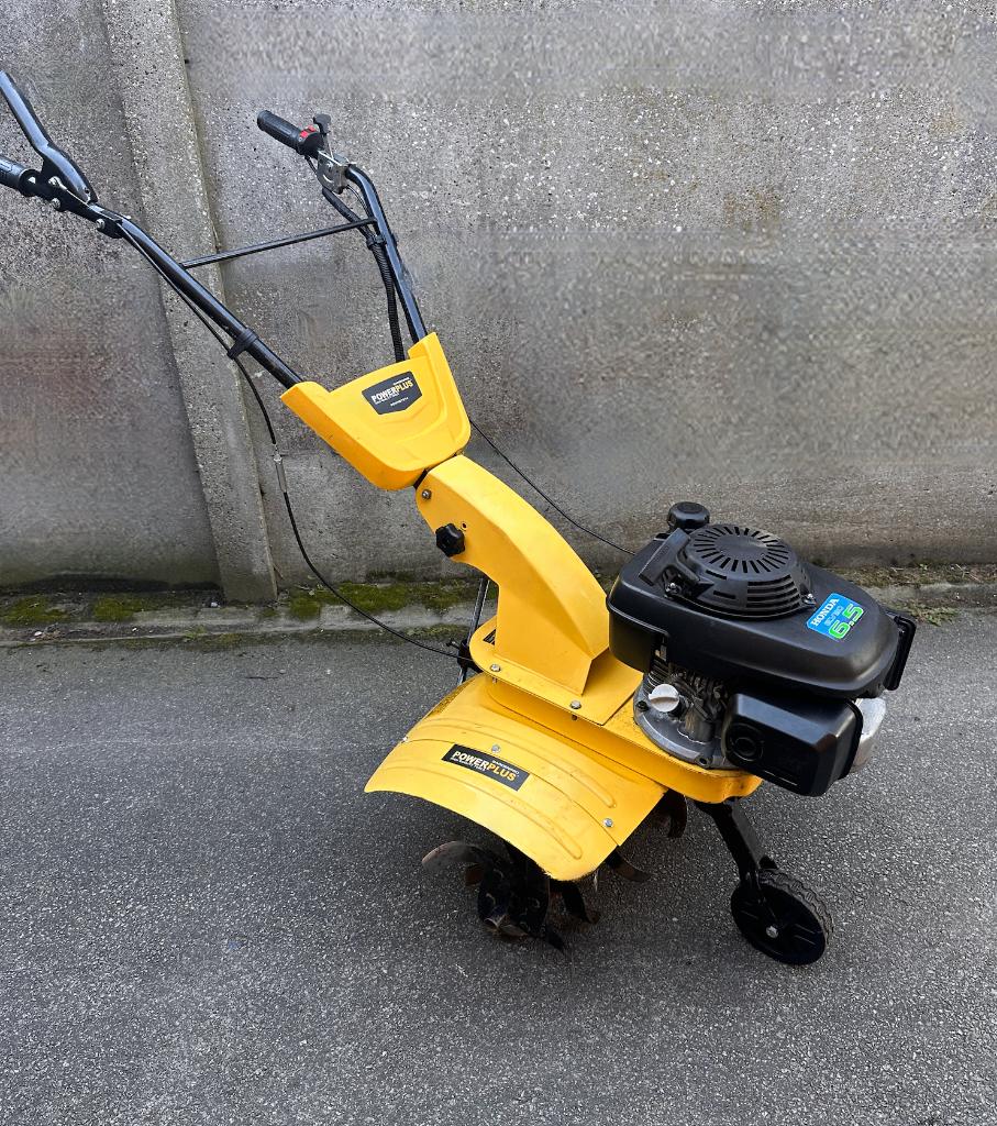 Tuinfrees met Sterke Honda motor., Ophalen of Verzenden, Zo goed als nieuw, Tuinfrees, Benzine