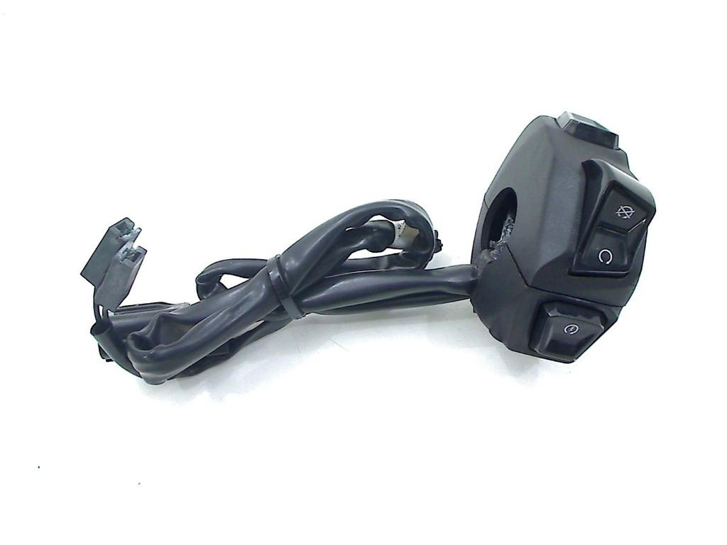 STUURSCHAKELAAR RECHTS Aprilia SR COMPACT GT200 E5 (RP8MD), Dhr. S. di Majo, Gebruikt, Info@cama-motorparts.nl, P.J. Troelstraweg 8 8
3144 CX  MAASSLUIS, NL