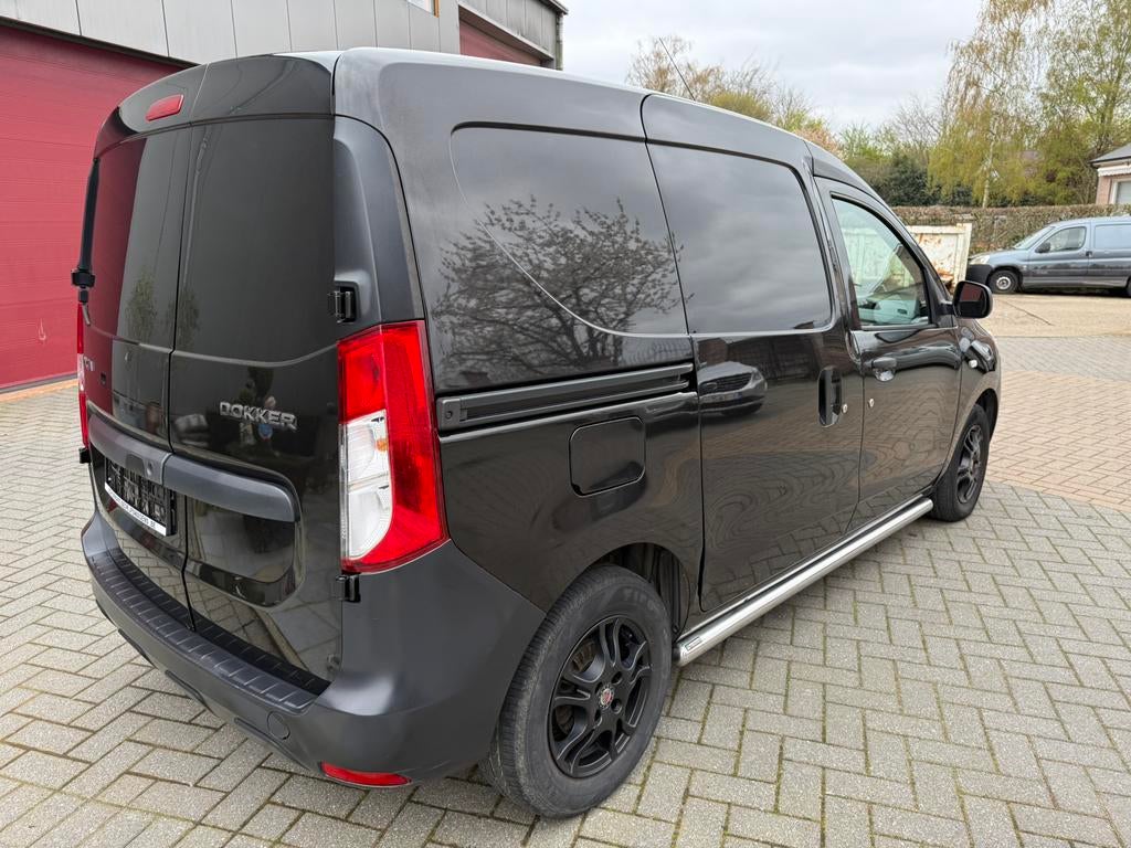 Dacia Dokker euro 5, Auto's, Euro 5, Zwart, Zwart, Bedrijf