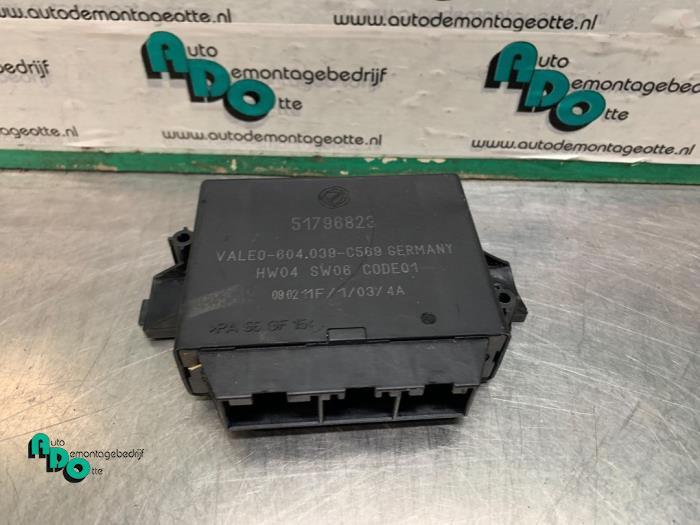 Module PDC d'un Fiat 500, Autos : Pièces & Accessoires, -, 3 mois de garantie, Utilisé, Fiat