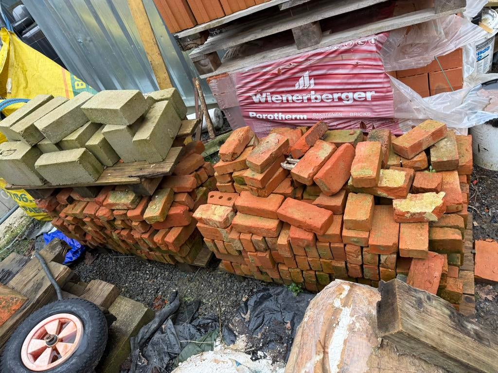 Oude beerse baksteen, Doe-het-zelf en Bouw, Ophalen, Zo goed als nieuw