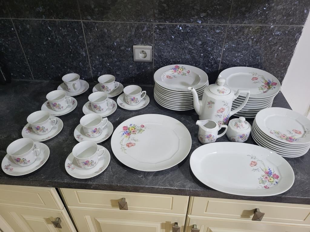 Set vaisselle antiquité  mitterteich bavaria, Antiquités & Art, Enlèvement