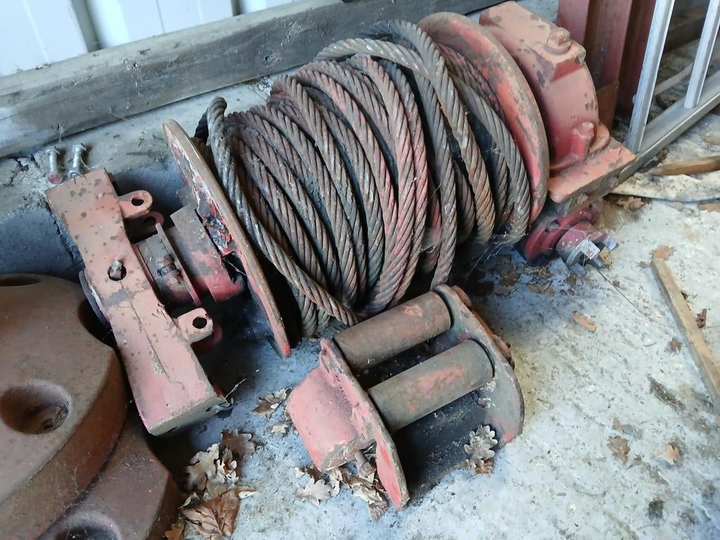 Treuil hydraulique robuste., Autos : Pièces & Accessoires, Enlèvement