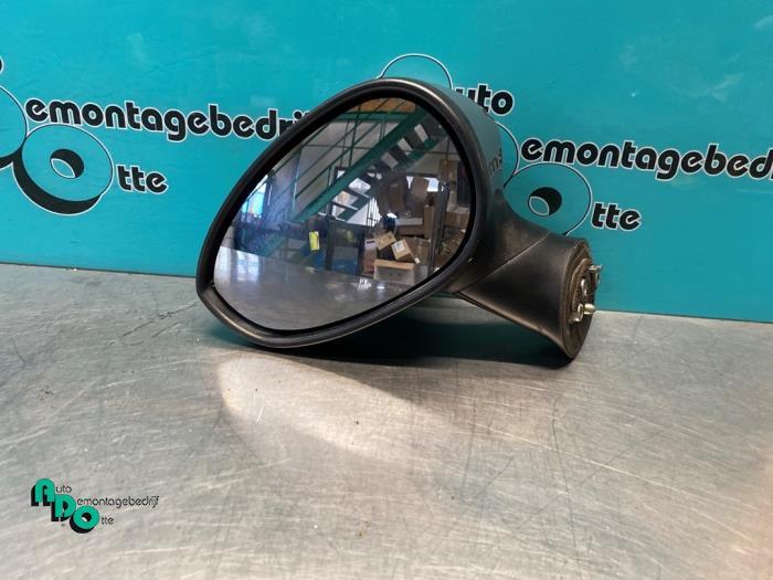 Buitenspiegel links van een Fiat Punto Grande (Punto Grande, Auto-onderdelen, Gebruikt, -, -, Ophalen of Verzenden