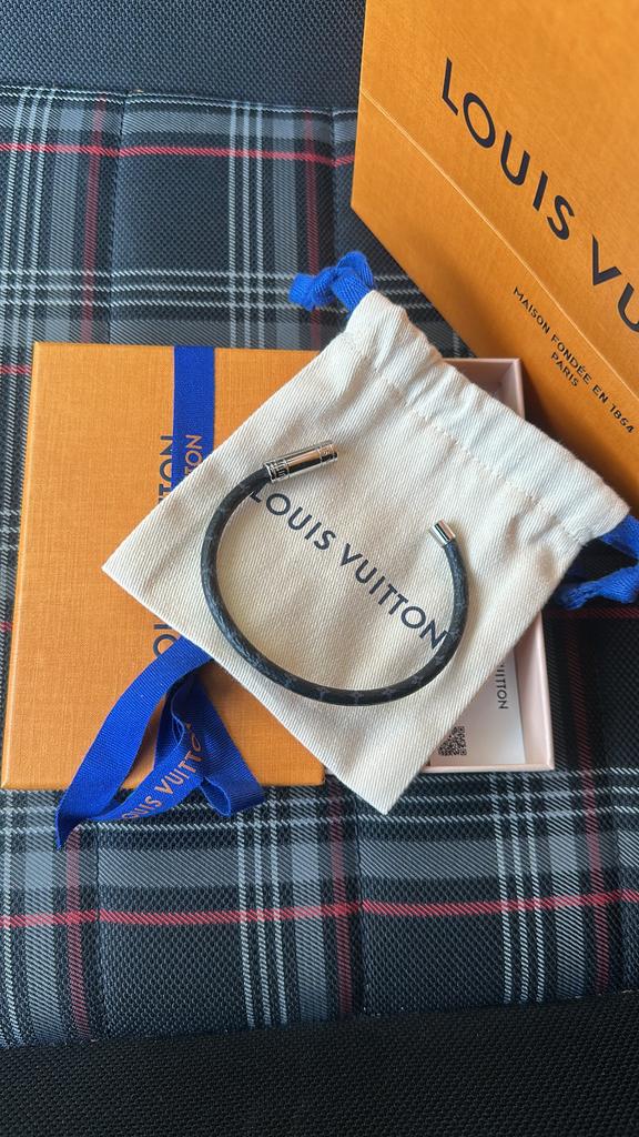 Bracelet louis vuitton homme ( 19 ), Enlèvement ou Envoi, Neuf, Noir, Autres marques