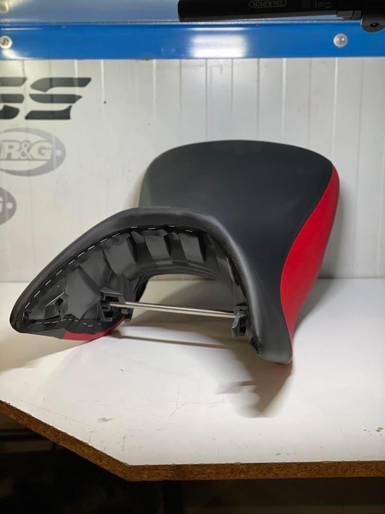 Zadel R 1200 GSA luchtgekoeld, Ophalen, Gebruikt