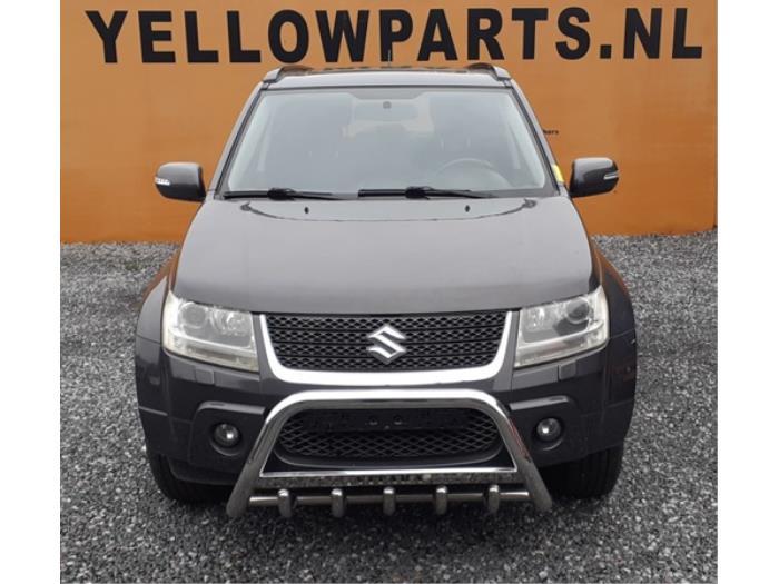 Tussenbak 4x4 van een Suzuki Grand Vitara, Gebruikt, -, -, Ophalen of Verzenden