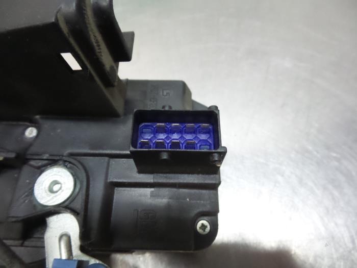 Mécanique de verrouillage portière arrière camionnette d', Autos : Pièces & Accessoires, Carrosserie & Tôlerie, -, Opel, 3 mois de garantie