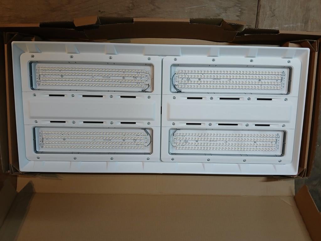 Led verlichting nieuw, Ophalen