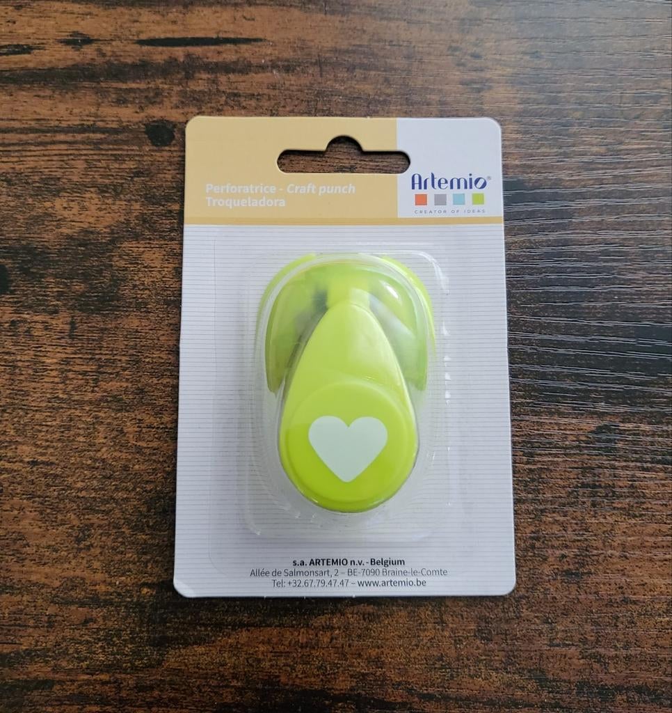 Artemio figuurpons hartje❤ 1,6cm *Nieuw*, Enlèvement ou Envoi, Neuf