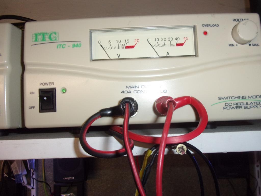 alimentation stabilisée réglable  45A pointe, Télécoms, Émetteurs & Récepteurs, Enlèvement, Neuf, Émetteur et Récepteur