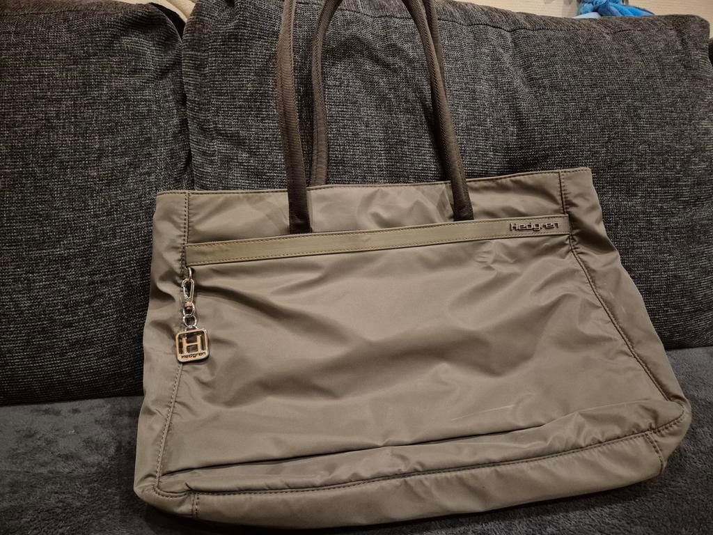 Hedgren Inner City Leah Tote Bag, Handtassen en Accessoires, Tassen | Damestassen, Ophalen