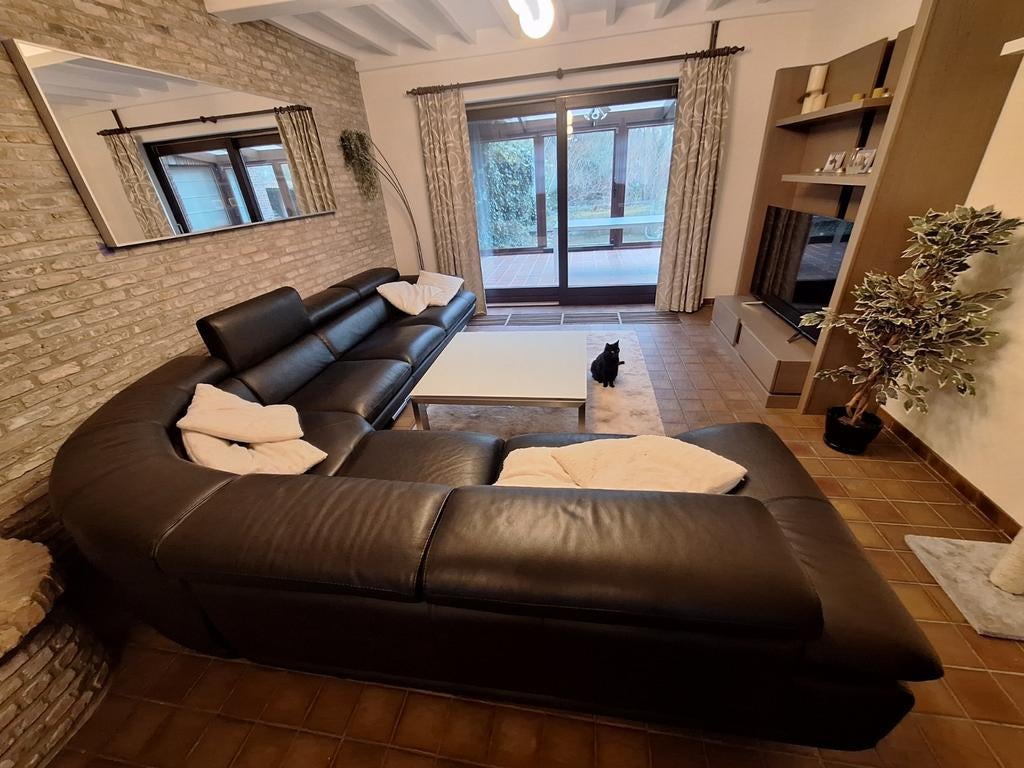 Hoeksalon salon hoekzetel zetel leder lederen zwart, Ophalen