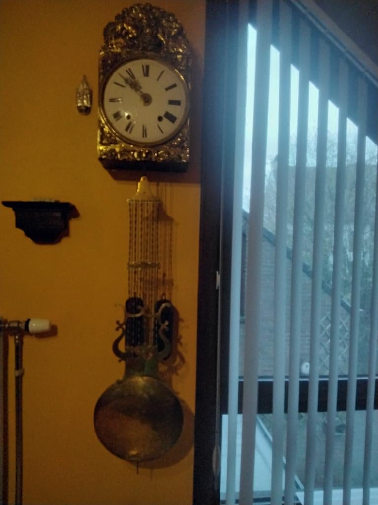 Comtoise klok, Ophalen