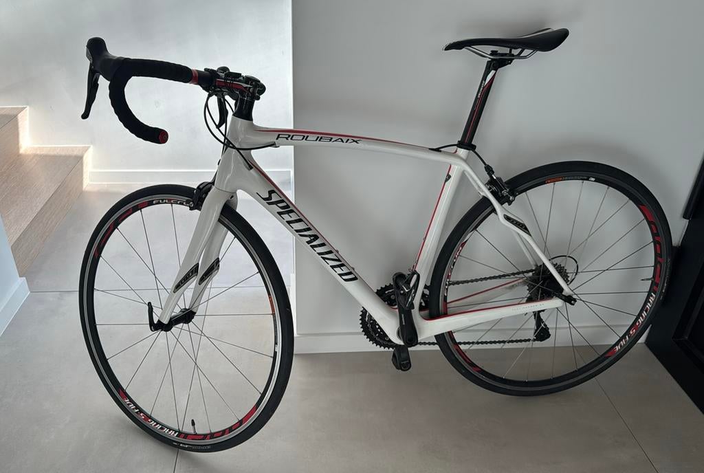 Spezialized Roubaix SL4 Elite 105, Fietsen en Brommers, Ophalen, Zo goed als nieuw